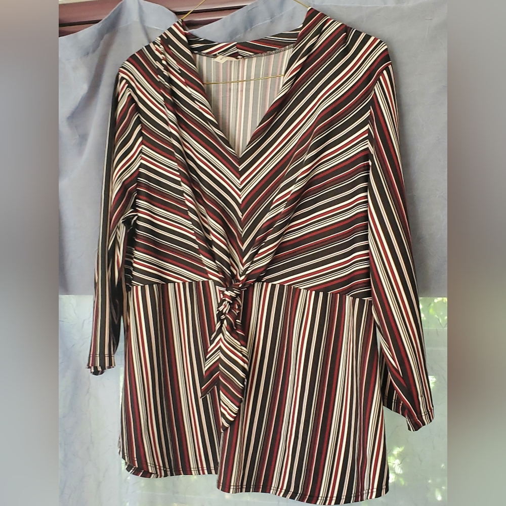 SENT TO THREDUP...3/4 Sleeve Blouse, (Per Seption) - Picture 1 of 4